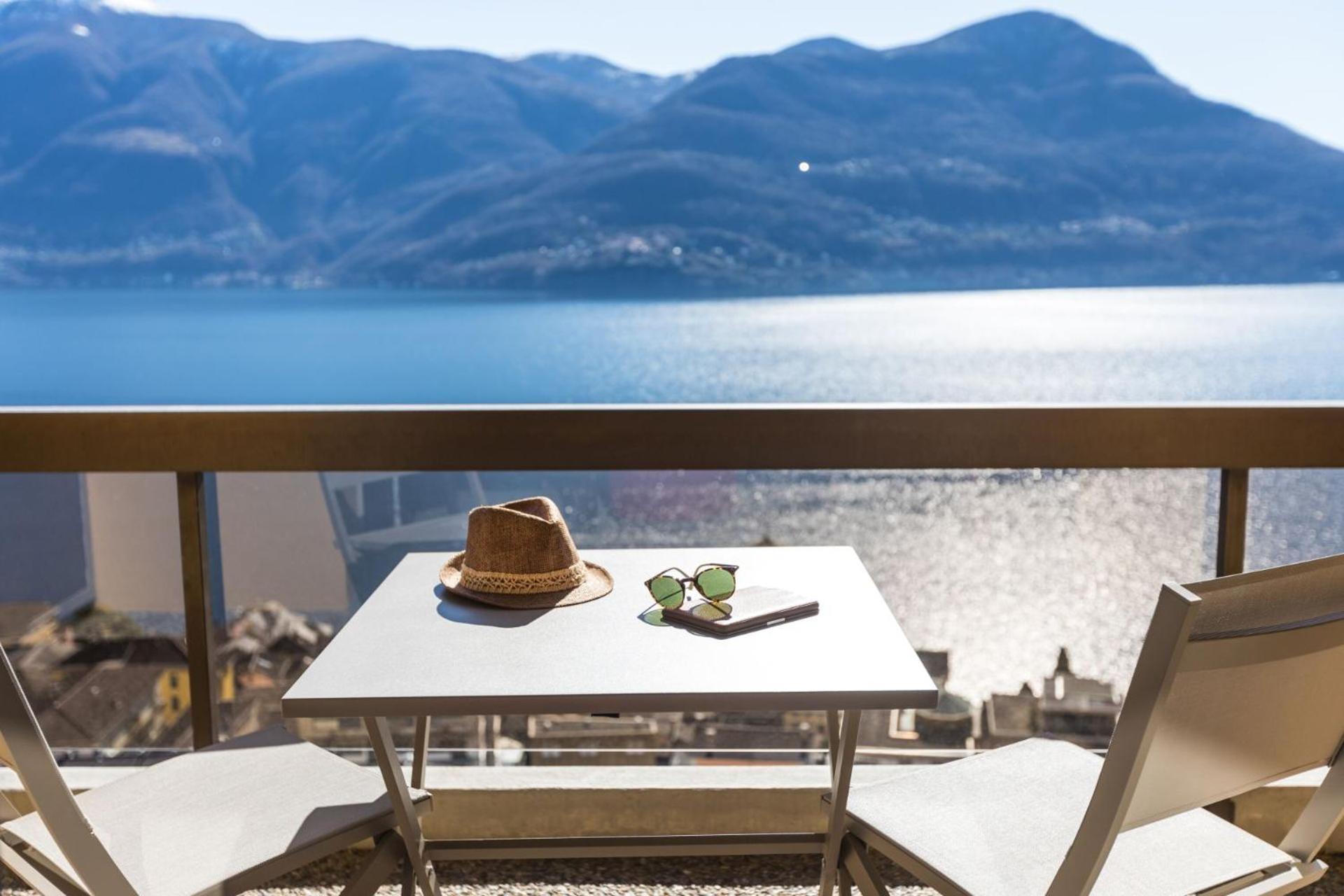 Parkhotel Brenscino Брисаго Екстериор снимка