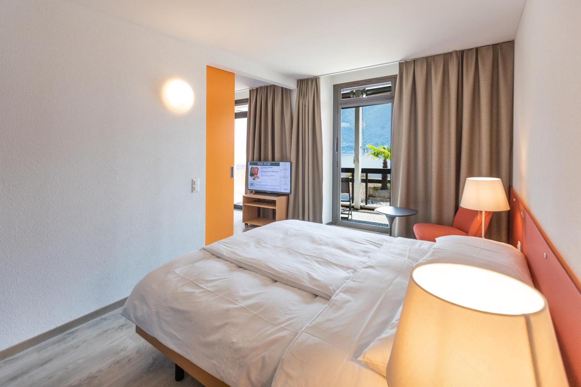 Parkhotel Brenscino Брисаго Екстериор снимка